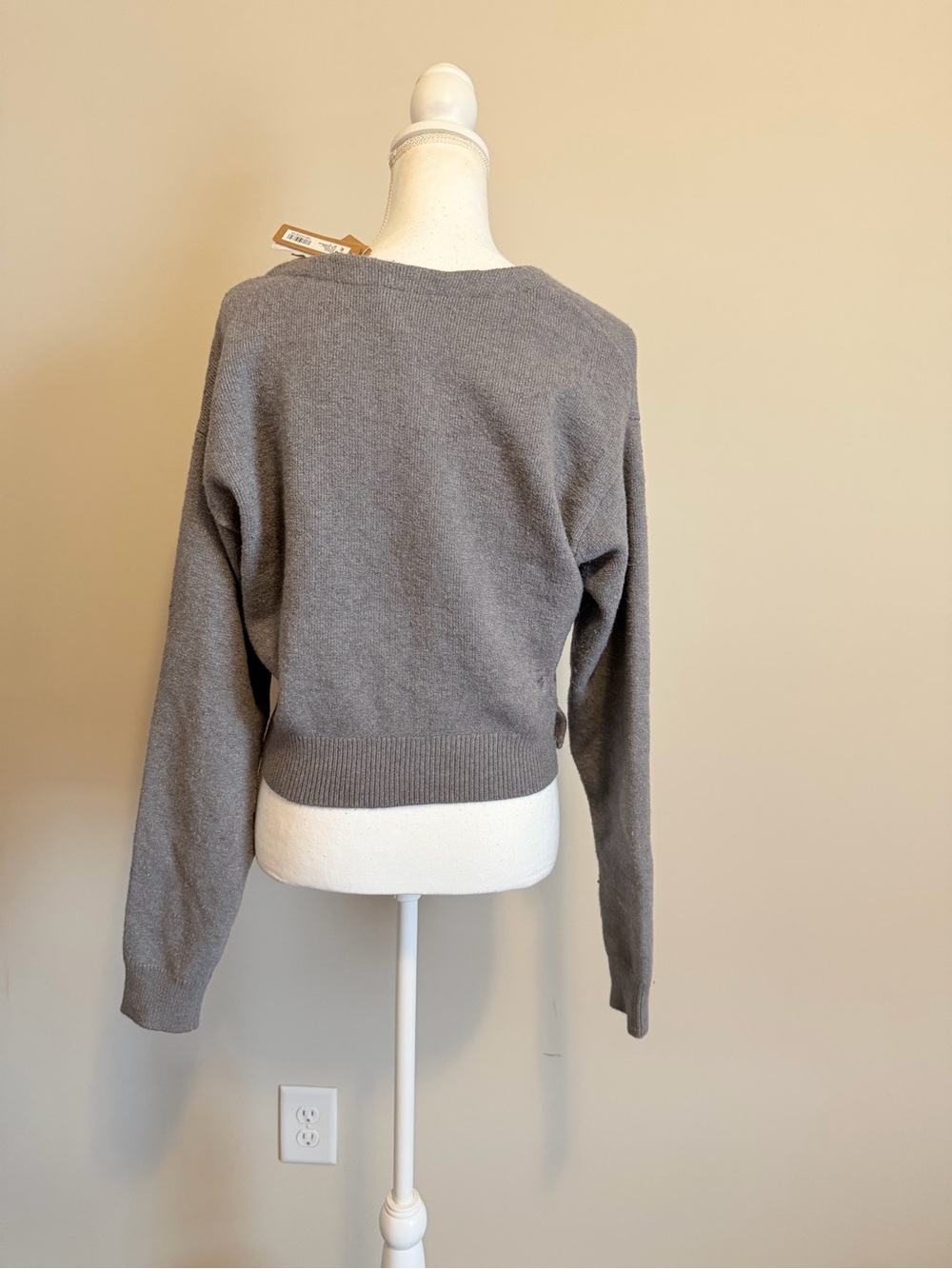 Skims Textured Knit Wrap crop cardigan Dark Heather Gray woman's size l/xl NWT - Picture 9 of 13